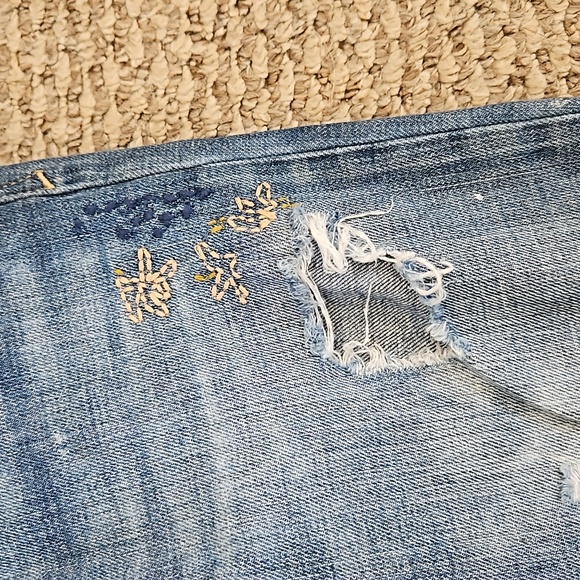 Gap real straight jeans with stitching embellishments, floral, rips holes 26 2 - Picture 5 of 7